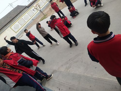 水冶鎮北環路小學武術社團掠影九